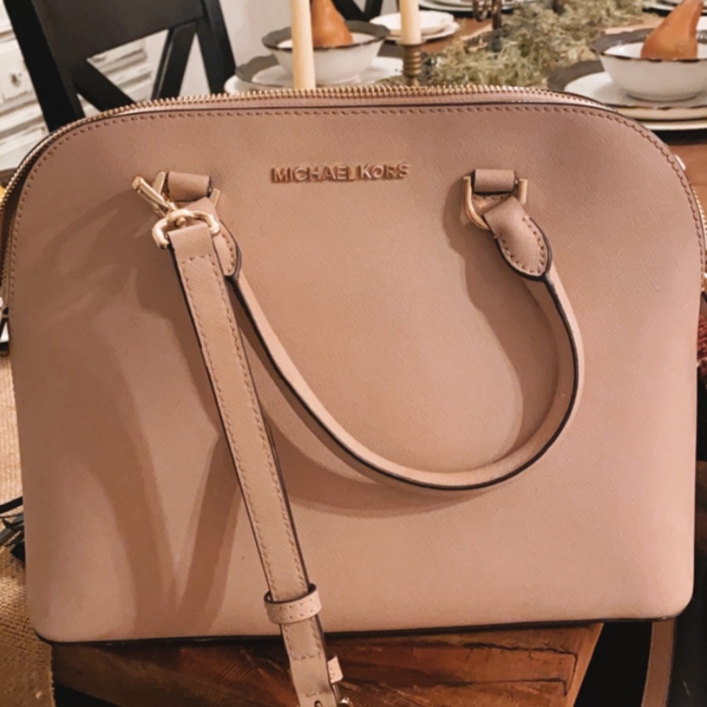 Michael Kors purse